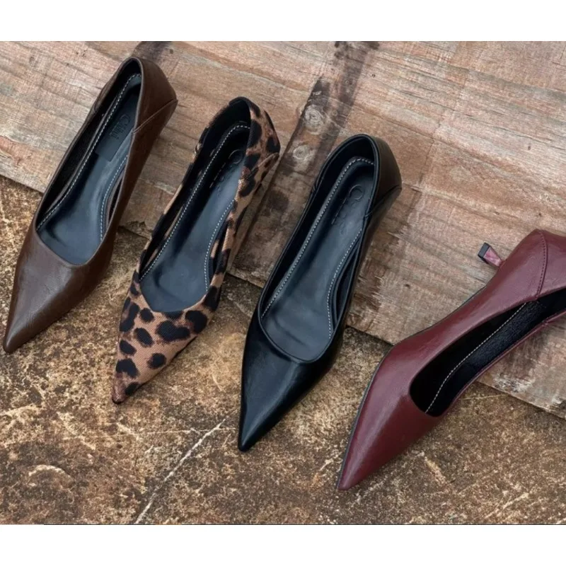 Leather Work Heels - 2024 女性のセクシーなハイヒールバーガンディヌードパンプスストリッパースティレットヒール光沢のある革の結婚式のブライダル品質の赤い靴