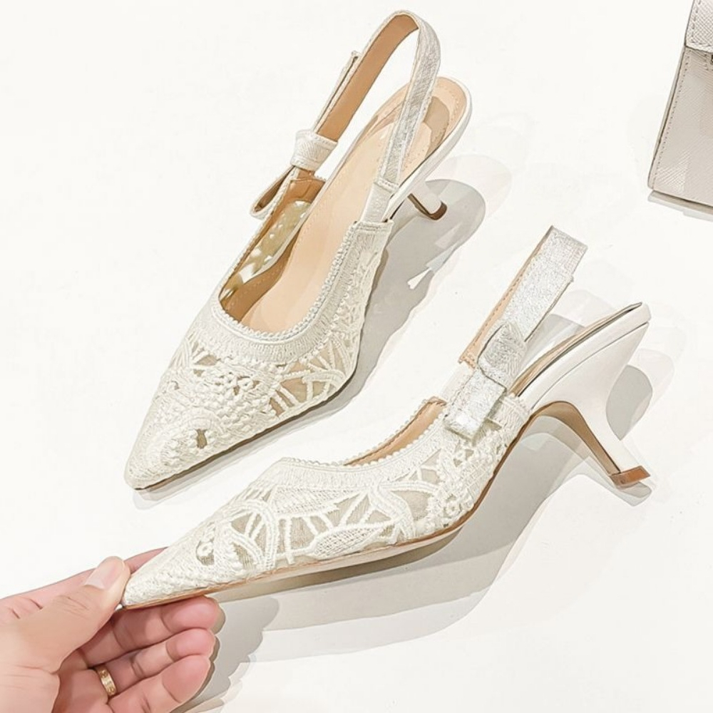 Leather Work Heels - 本革ハイヒールサンダル生地刺繍白サンダル女性 2026 セクシーな結婚式の靴パーティーシングルシューズ