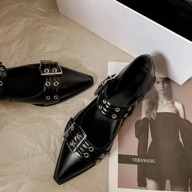 Leather Work Heels - 女性の靴デザイナーの高級ローヒールパンプスバックルファッションレディースフラット靴ミュールスリングバックポインテッドトゥカジュアルプラットフォームサンダル