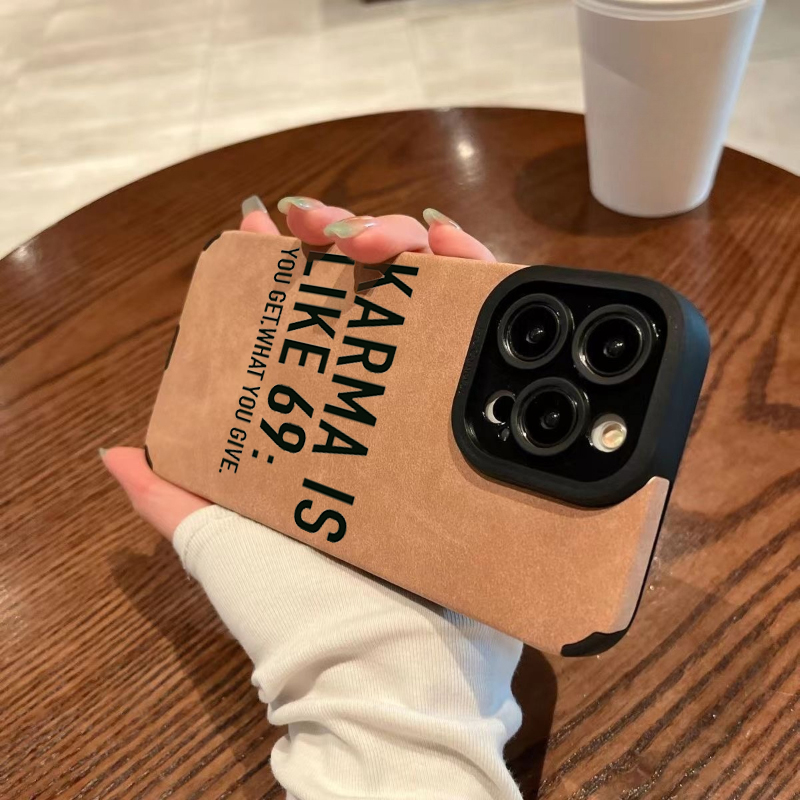 Leather X - カルマは69のようなもの スローガン付きスマホケース iPhone 17 16 15