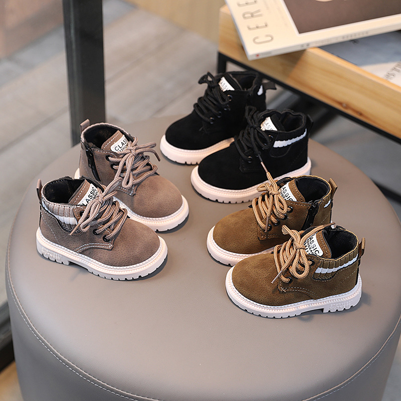 秋冬キッズレトロワークスタイルショートブーツ子供ソフトソール - Leather Work For Kids のレビューと価格