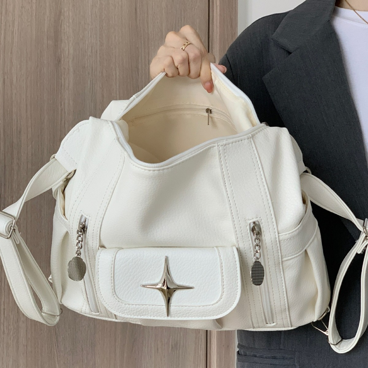女性の素敵なバッグファッション韓国語バージョン学生旅行ボルソ - Leather Work Bag Women のレビューと価格
