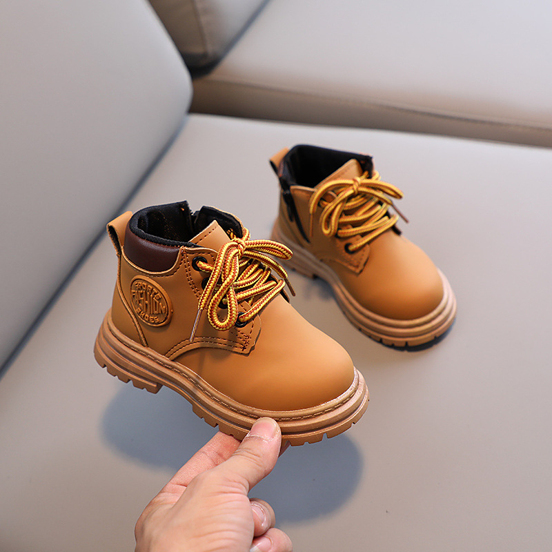 秋冬子供ノンスリップレースアップショートブーツ子供ソフトソー - Leather Work For Kids のレビューと価格