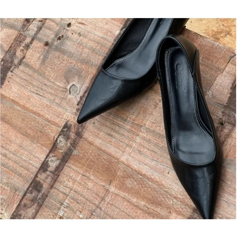 2024 女性のセクシーなハイヒールバーガンディヌードパンプ - Leather Work Heels のレビューと価格