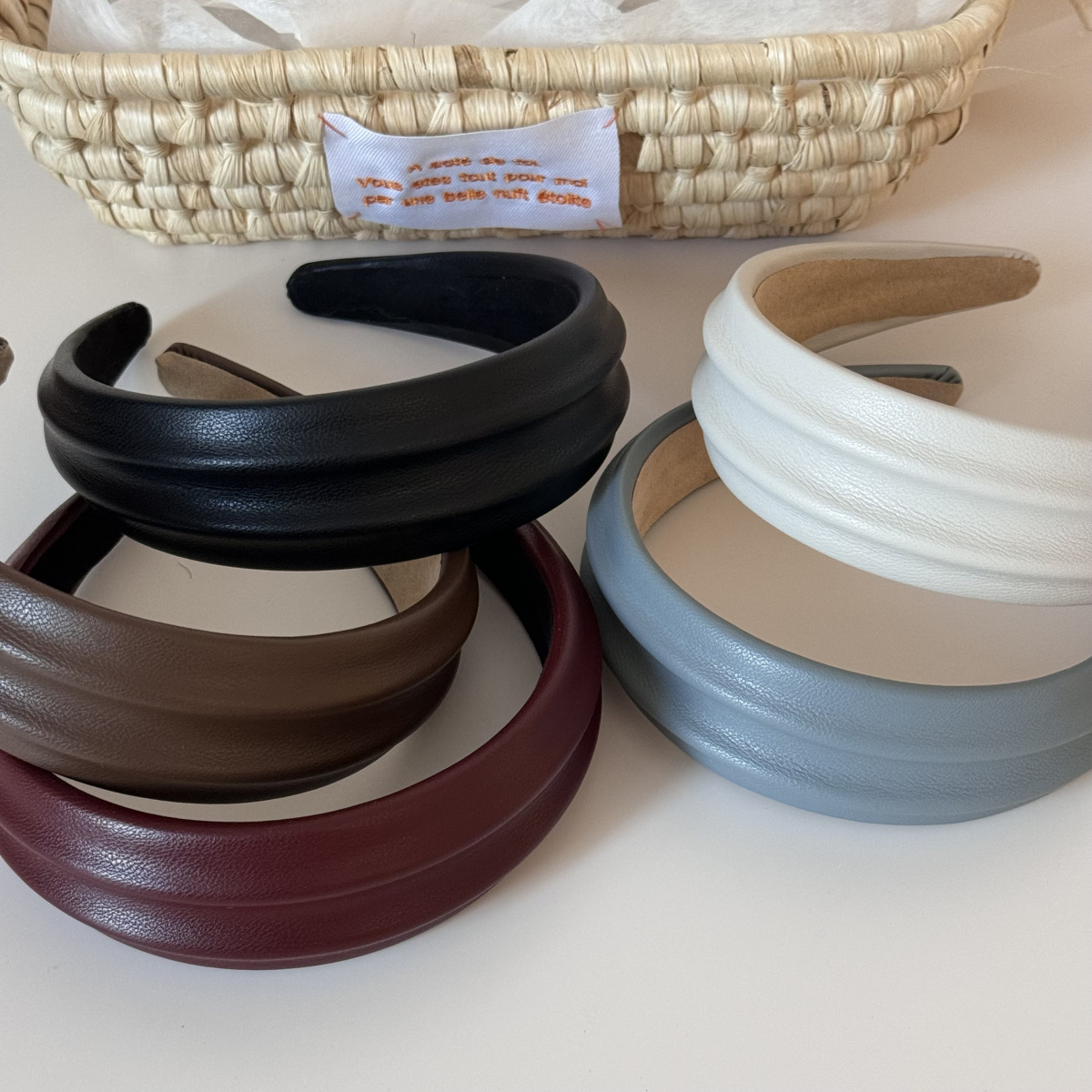 PU レザーワイドヘッドバンドヘアバンド女性女の子ウェーブソ - Leatherwork Rings のレビューと価格