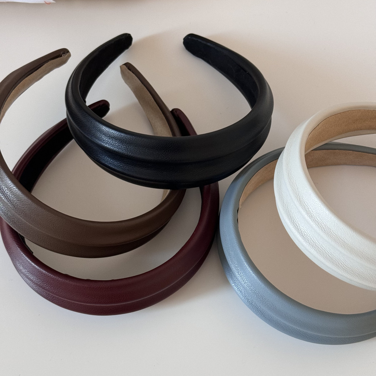 PU レザーワイドヘッドバンドヘアバンド女性女の子ウェーブソ - Leatherwork Rings のレビューと価格