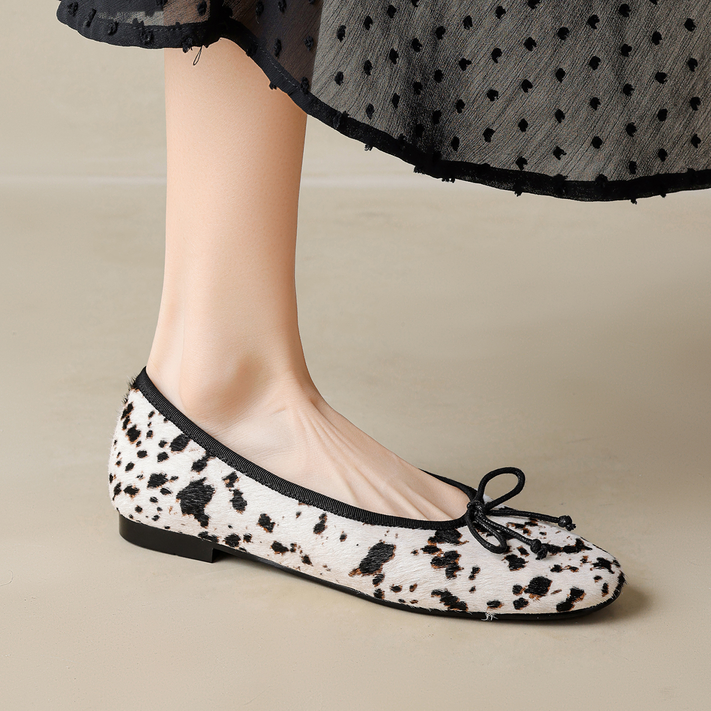    本革馬毛ヒョウ柄ローヒール蝶結び春夏レディースシュー - Leather Work Heels のレビューと価格